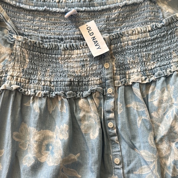 Floral Chambray Blouse - Picture 2 of 5